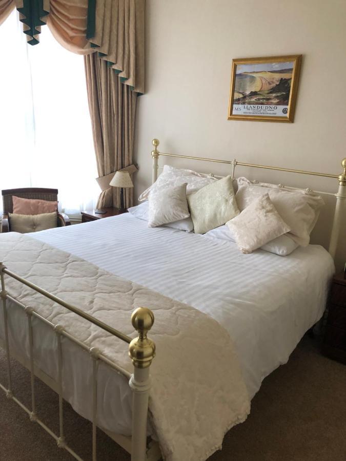 Hotel Adcote House (Adults Only) Llandudno Esterno foto